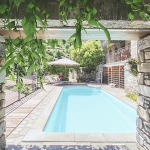 Casa Mathilda & La Finestra Sul Lago Apartment