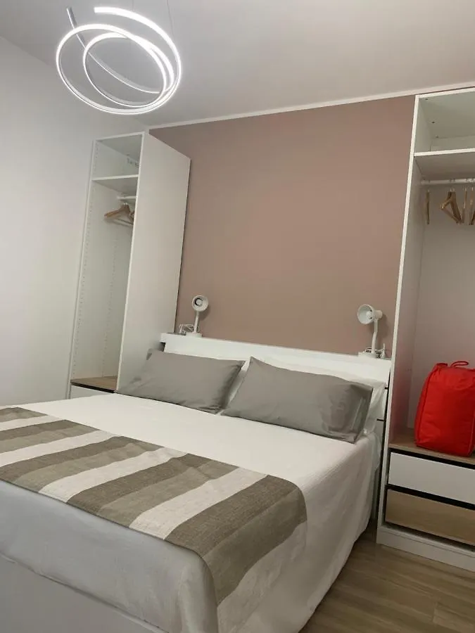 Bregagno B&B Musso Couette-café