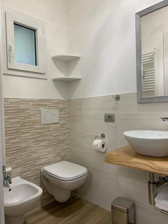 Bregagno B&B Musso 0*,  Italie